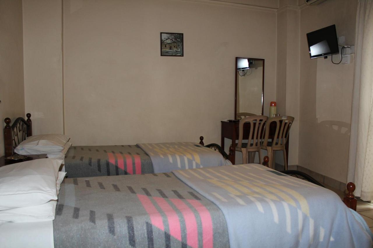 Delphi Hotel Nikozja Pokój zdjęcie